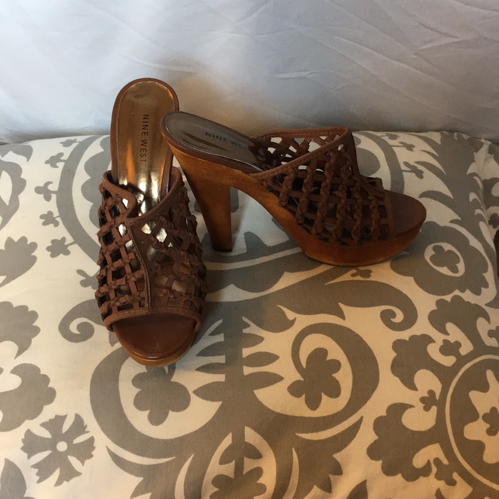 Nine West pumps
